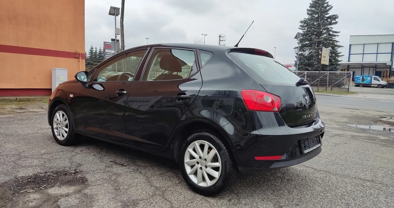 Seat Ibiza cena 22900 przebieg: 155000, rok produkcji 2013 z Pniewy małe 352